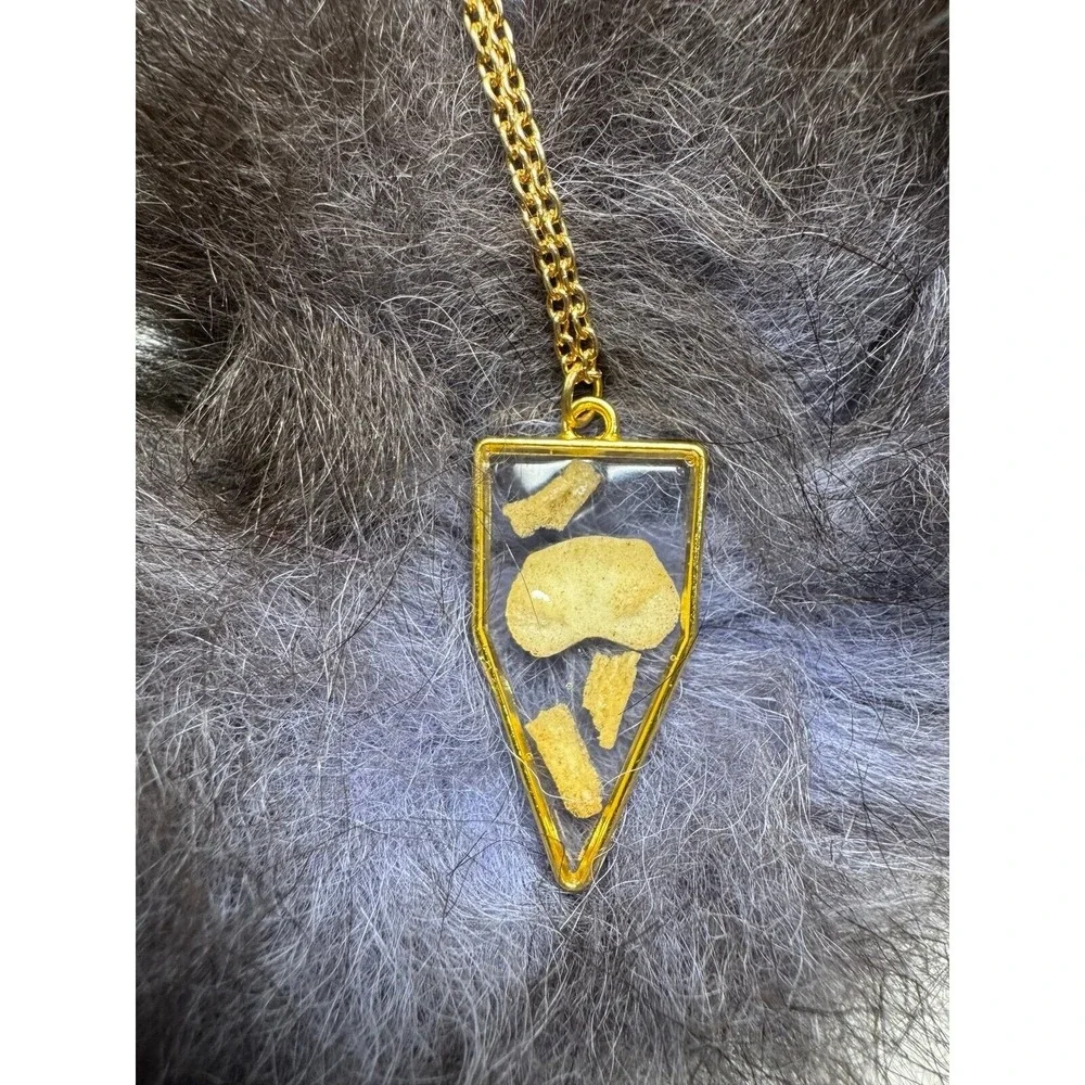 Small‎ critter taxidermy handmade resin necklace